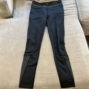Black Athleta Sz small leggings